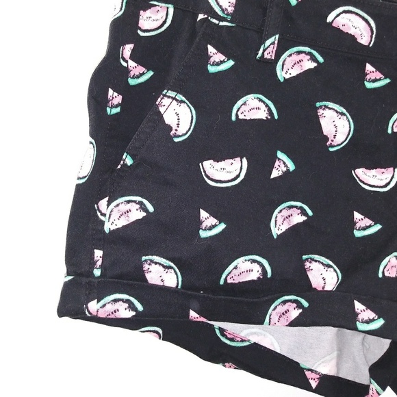 So Women Low-Rise Chino Shorts Sz 11 - Picture 3 of 4